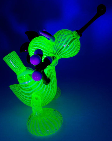 Global Glassworks | Uranium Yoshi Rig - Peace Pipe 420